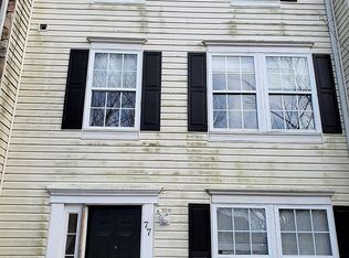 77 Gwynnswood Rd, Owings Mills, MD 21117