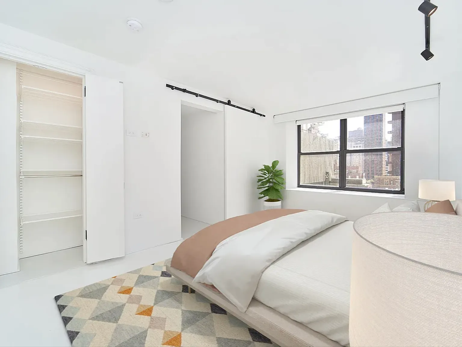 237 Madison Avenue — Photo 3