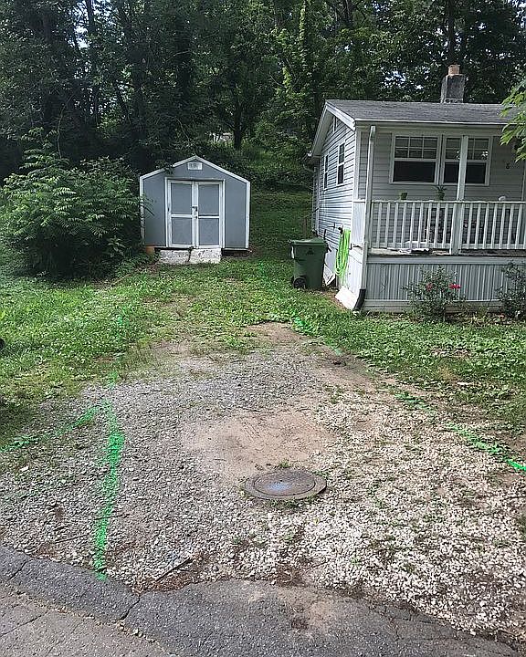 2nd image of 48 Oakcrest Dr