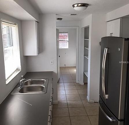3rd image of 137 Bob Thomas Cir