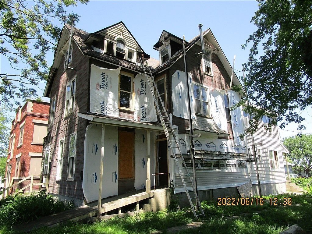 1427 10th St, Des Moines, IA 50314 MLS 660155 Zillow