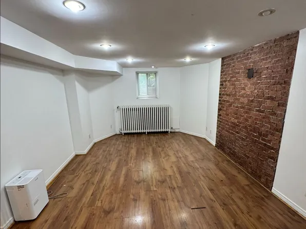 42 Keewatin Ave Basement 1, Toronto, ON M4P 1Z8