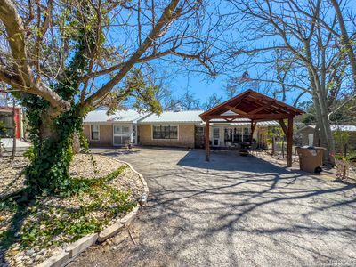 295 N Doris Dr, Kerrville, TX, 78028