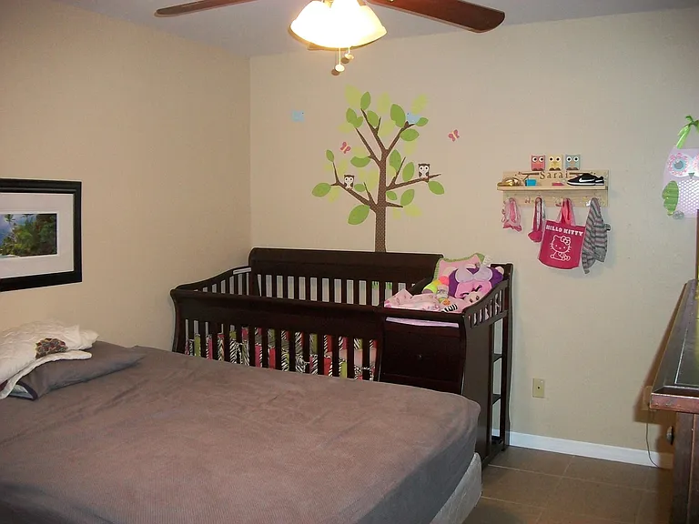 428 NE 16th Pl #4 — Photo 7