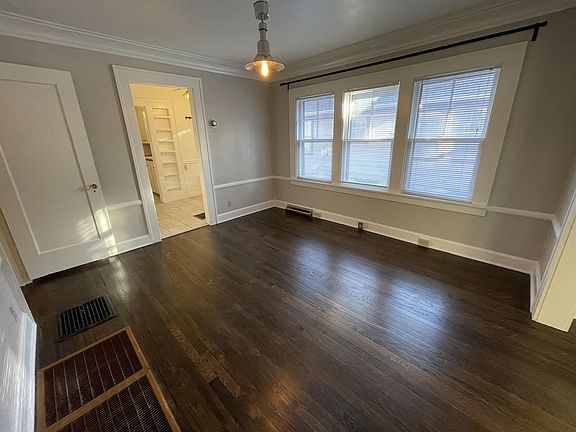 4th image of 6131 Holmes St