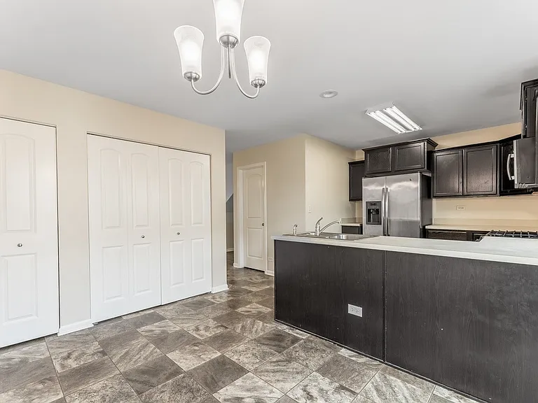 1655 Ruby Dr — Photo 3