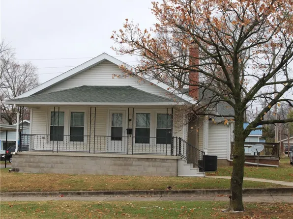 411 W Main St, Shelbyville, IL 62565