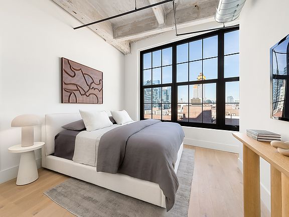 5th image of 475 Kent Ave APT 408