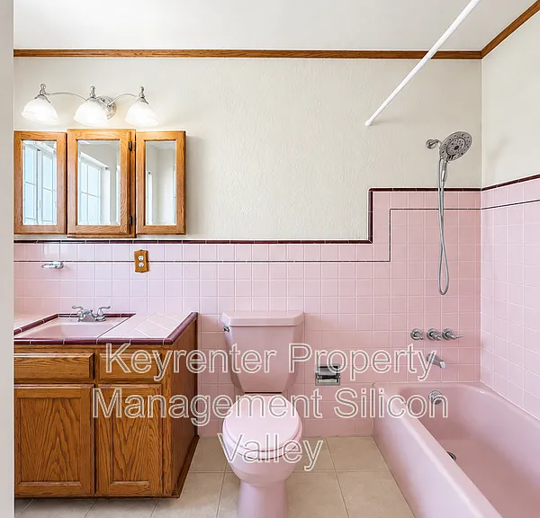 1114 Lynn Way — Photo 15