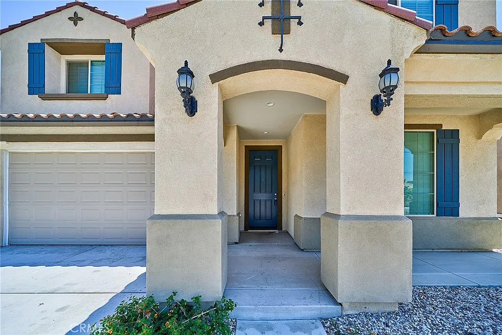 5 bed, 2824 sqft, $3,800 — Photo 3