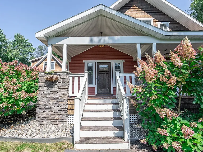 219 Crescent Ave — Photo 40