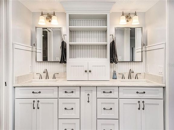 5th image of 2413 Bayshore Blvd Unit 501