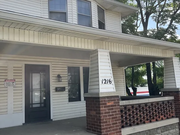 1216 N Limestone St, Springfield, OH 45503