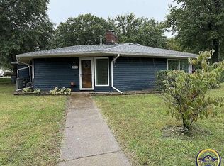 2031 Flint Rd, Emporia, KS 66801