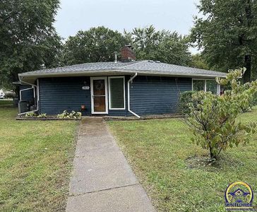 2031 Flint Rd, Emporia, KS, 66801
