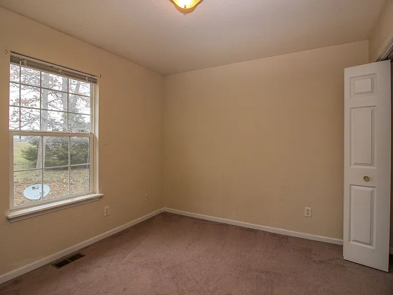 5005 Kirk Hill Rd — Photo 9