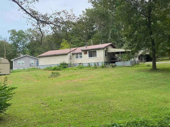 311 Parkview Manor Dr, Gilbertsville, KY 42044
