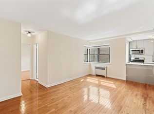 25-10 31st Ave #3G, Astoria, NY 11106