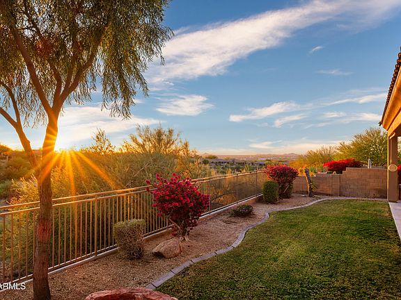 3rd image of 11157 E GREENWAY Road