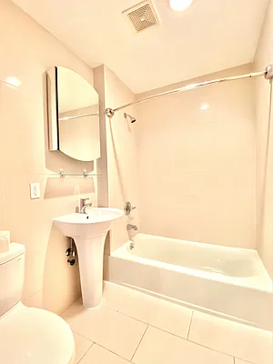 Rented by Compass | media 14