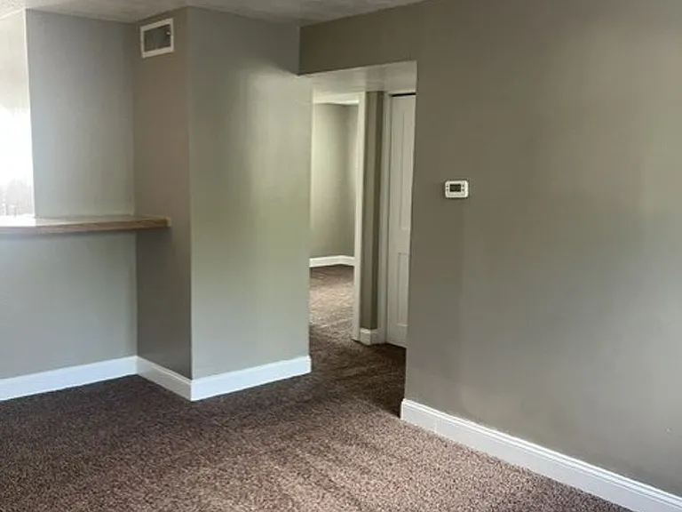 4806 Northcrest — Photo 3