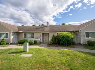 93 Collins St UNIT E5, Chicopee, MA 01022
