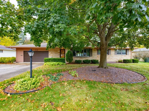 1118 North Pontiac Drive, Janesville, WI 53545