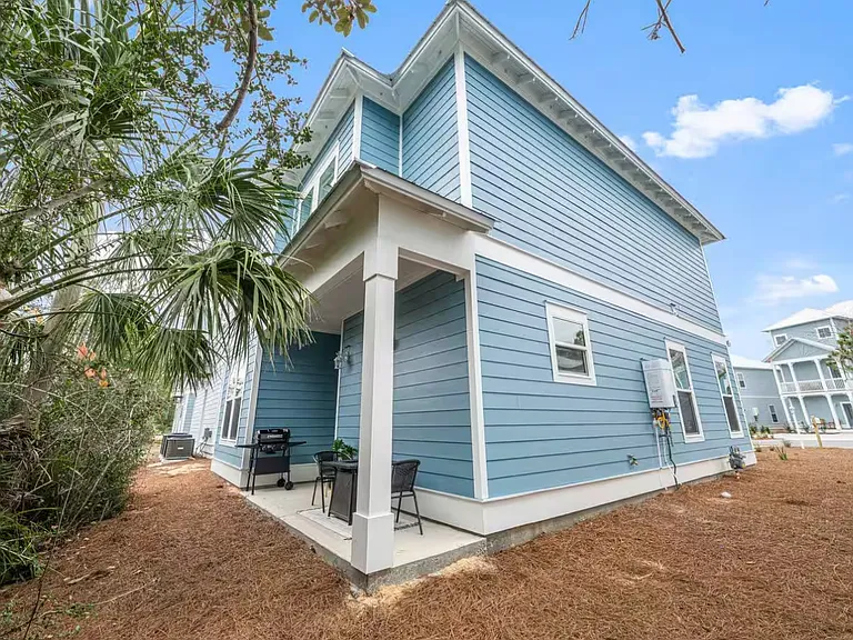2707 Lagoon Manor Dr — Photo 16