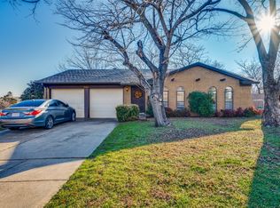 3512 Tourist Dr, North Richland Hills, TX 76117