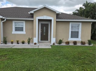 2001 NE 14th St, Cape Coral, FL 33909
