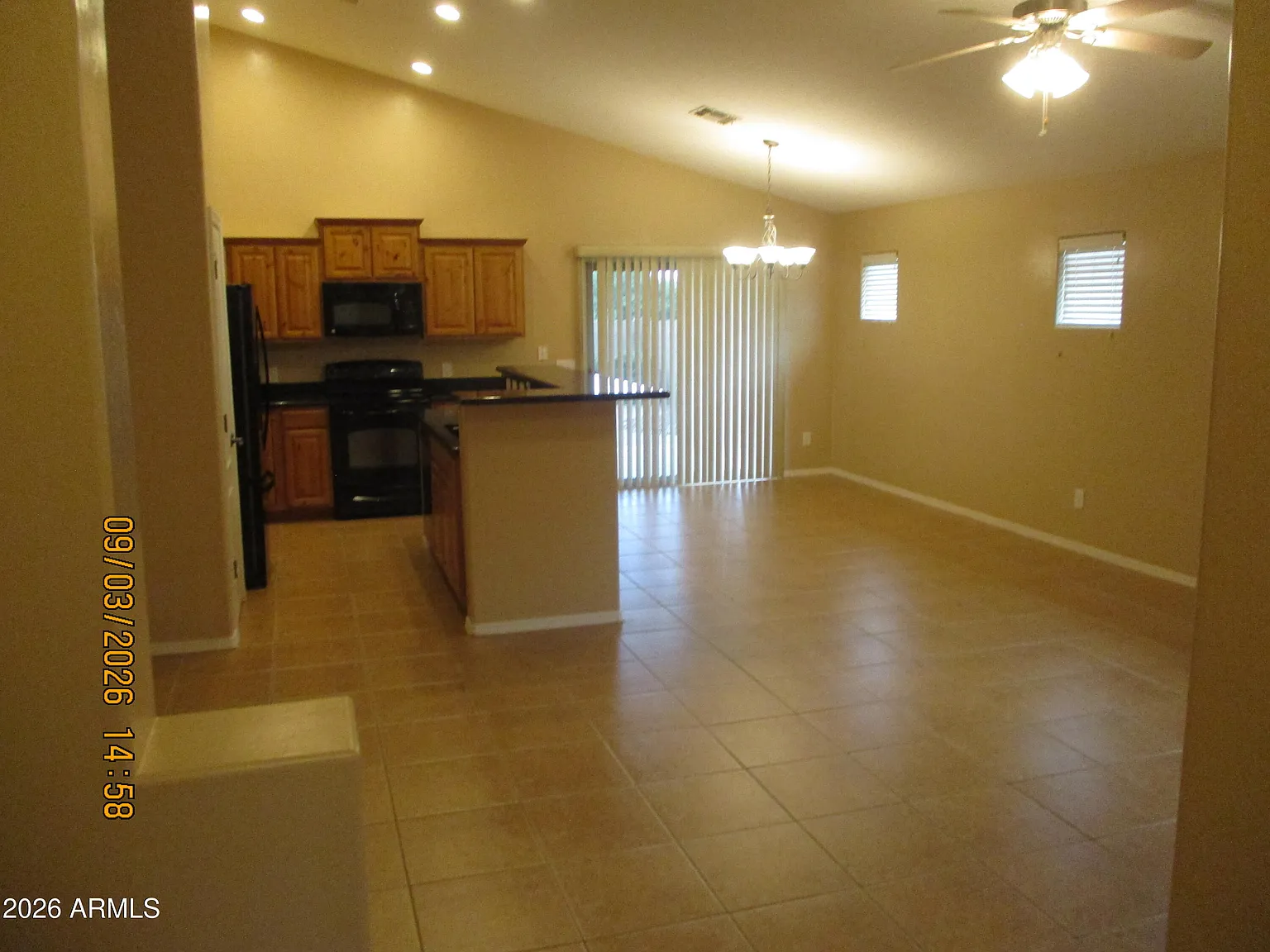 3 bed, 2.0 bath, 1514 sqft, $1,975 — Photo 4
