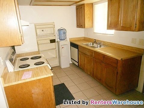 3rd image of 3119 W Cochise Dr Unit 205