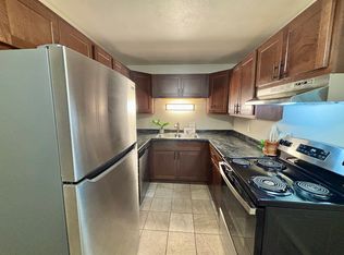 1035 Fiedler Ln APT 4, Madison, WI 53713