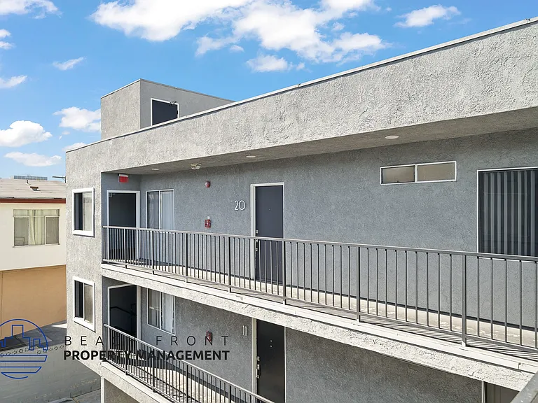 229 S. Normandie Ave. — Photo 24