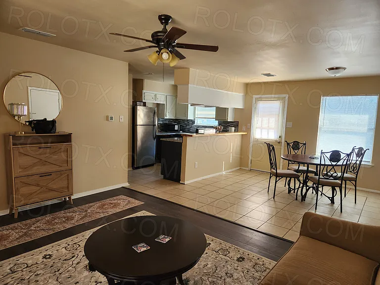 707 Laurel St — Photo 10