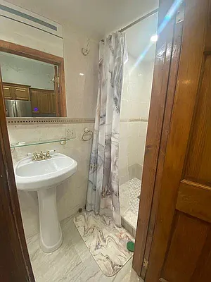 Rented by Peace of Mind Realty | media 9