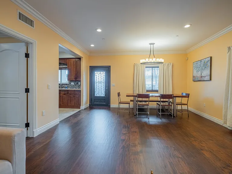 4441 Alumni Ave — Photo 9