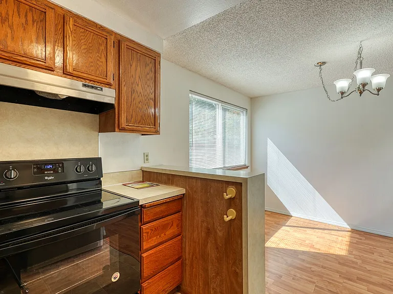 4924 Cottage Ln SE — Photo 11