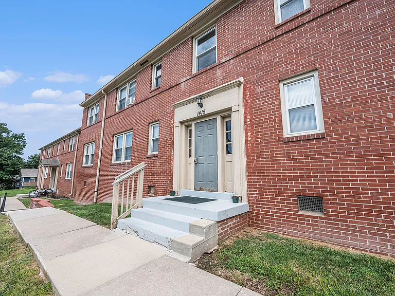 Manor Ridge Apartments — Photo 17