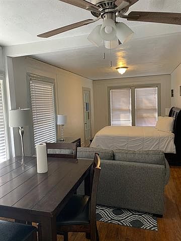 2nd image of 3827 Bowser Ave #B6
