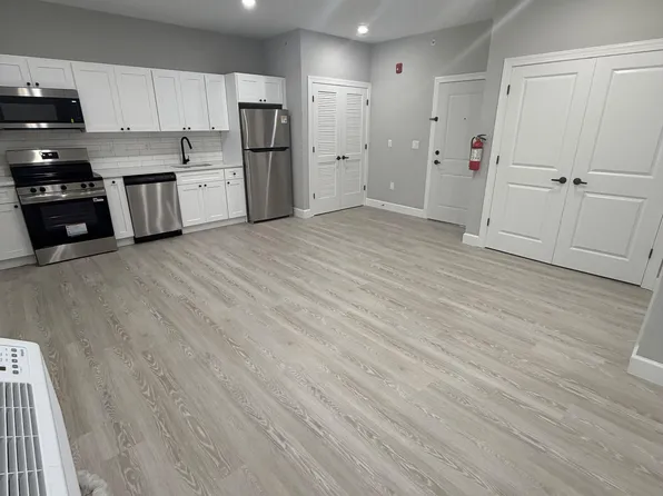 69-71 Auburn St, Paterson, NJ