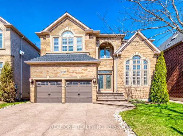2361 Rideau Dr, Oakville, ON L6H 7J8
