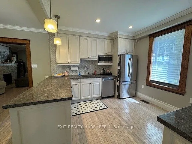 256 Broadway Ave — Photo 19