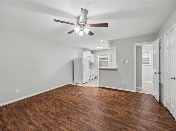 802 Stanford St, Houston, TX