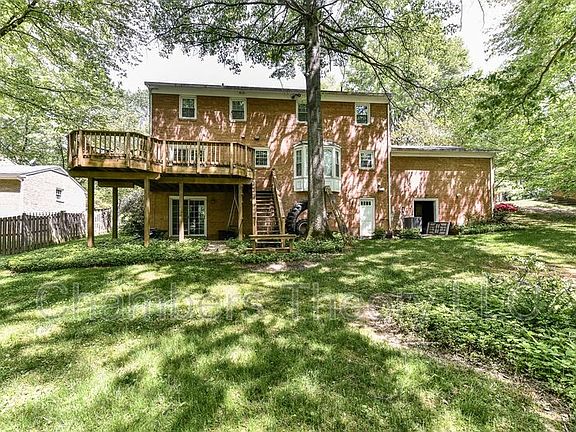 3rd image of 8903 Bluegate Dr