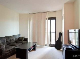 400 N La Salle Dr APT 3106, Chicago, IL 60654