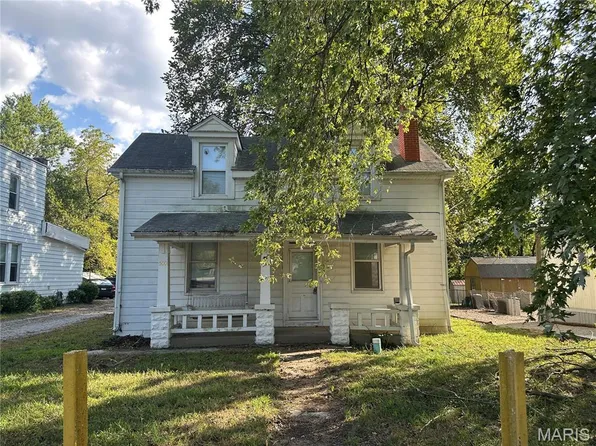 500 S 29th St, Belleville, IL 62226