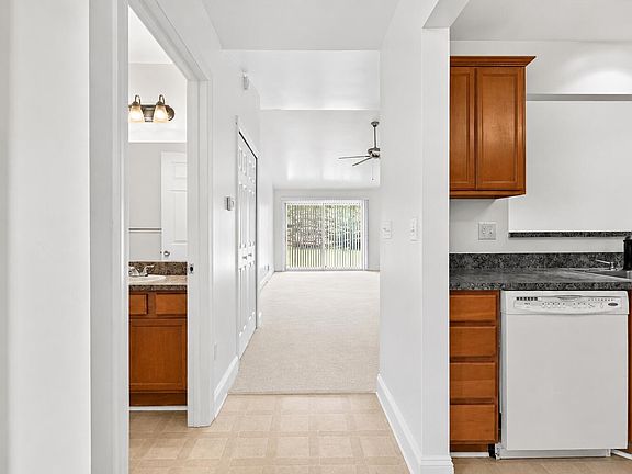 3rd image of 35251 Silver Maple Dr