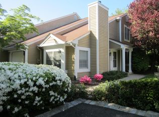 9 Exeter Rd, Bedminster, NJ 07921