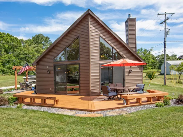 70777 Sunset Blvd, Union, MI 49130